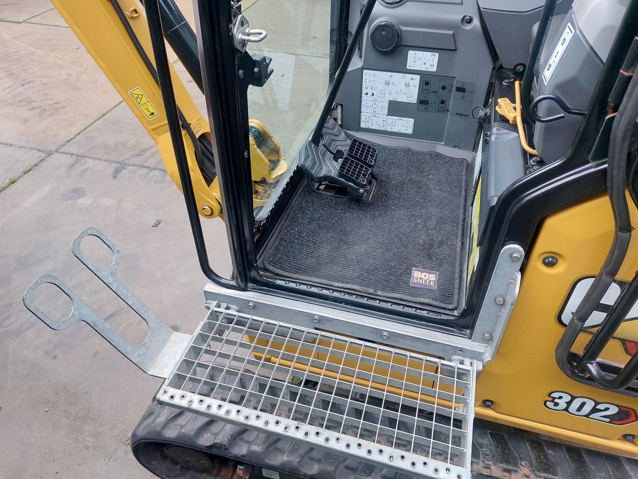 Caterpillar 302 CR met draaikantelstuk