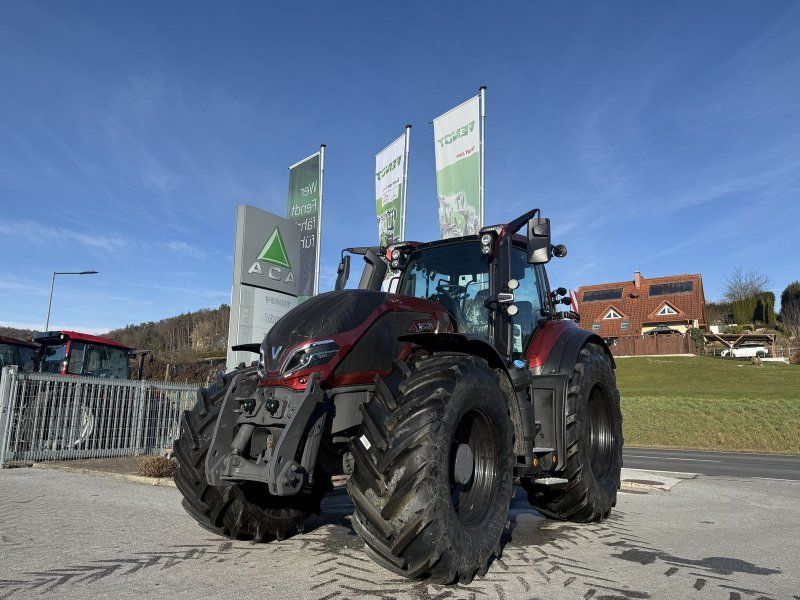 Valtra Q305