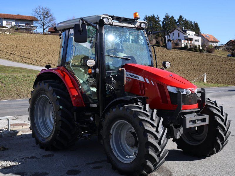 Massey Ferguson 5609 Dyna-4 ES-Panoramic