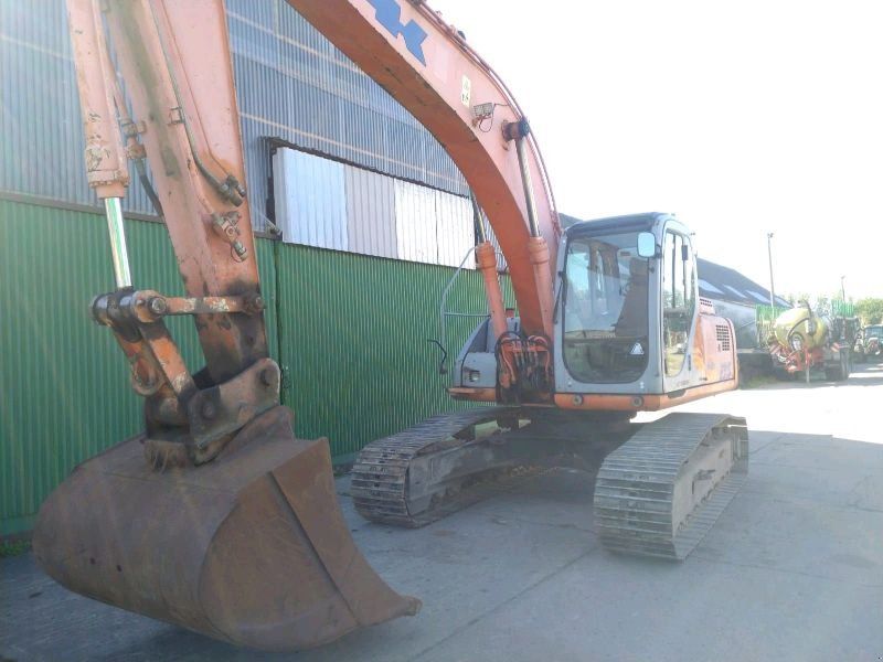Fiat-Kobelco E 215 Evolution