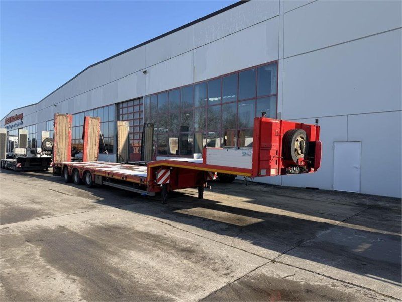 Kässbohrer LB3E 3 Achs Sattel, komplett überfahrbar