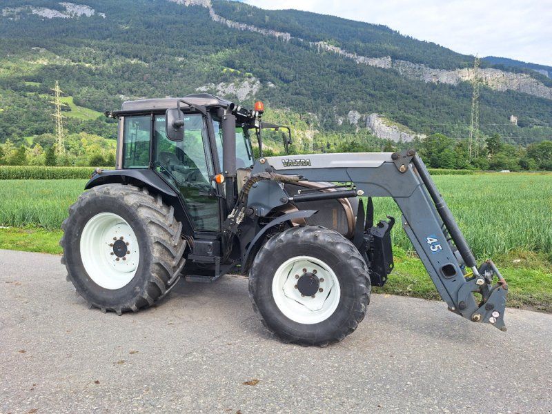 Valtra A93
