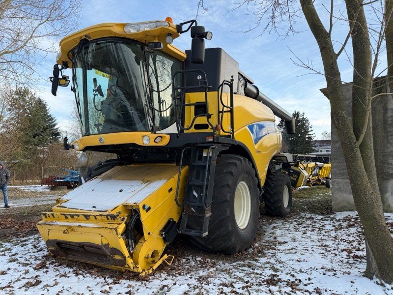 New Holland CR 9080