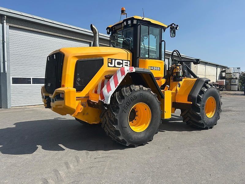 JCB 435S