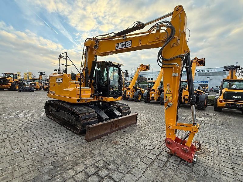 JCB 150X LCD