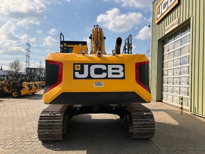 JCB 220X mit Wolff Abbruchgitter