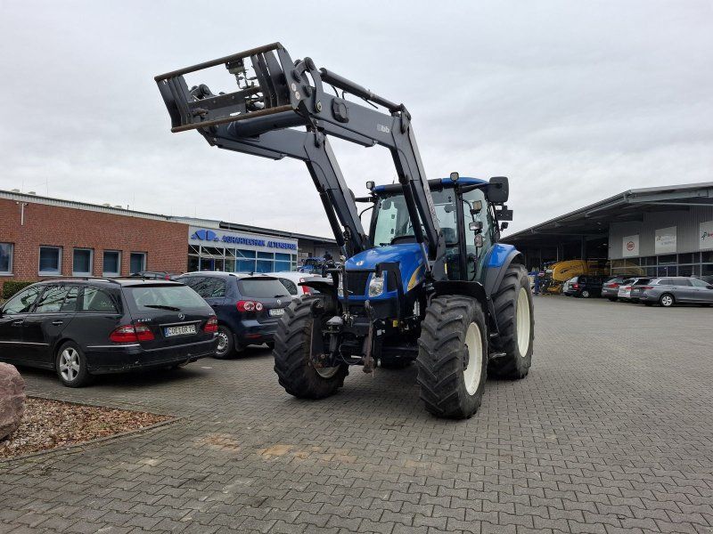 New Holland T6020 Elite