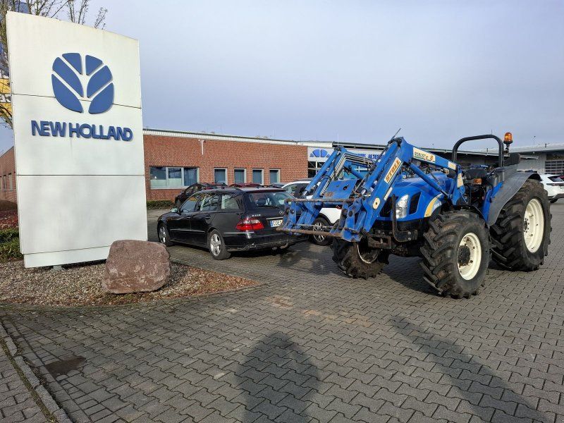 New Holland TN70 DA niedrige Bauhöhe
