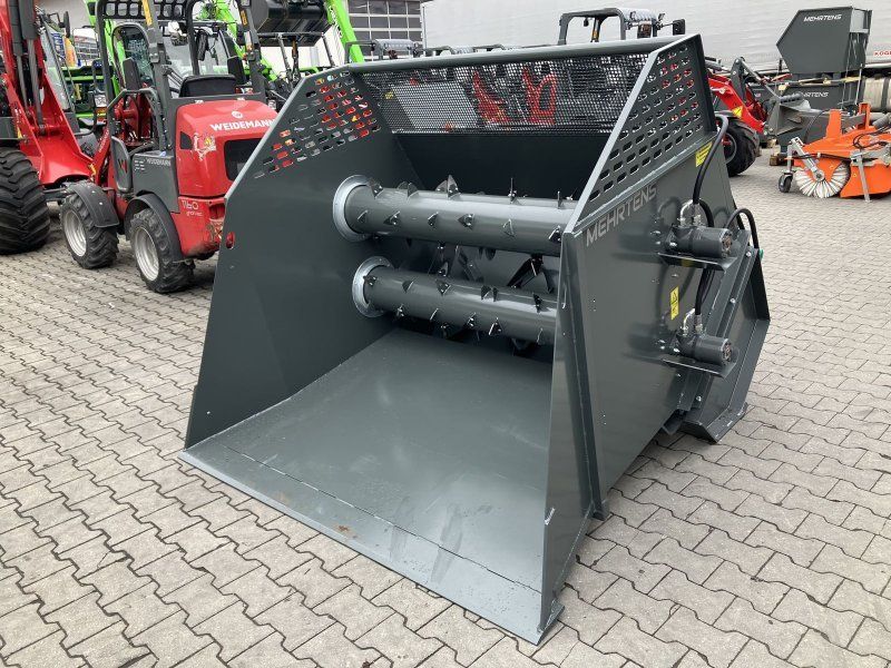 Mehrtens Strohhexe mit Breitstreutellern