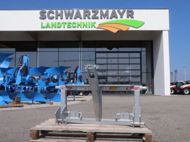 Fliegl AgroCenter 3-Punktadapter starr