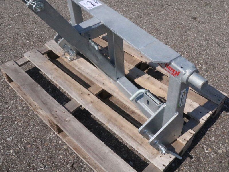 Fliegl AgroCenter 3-Punktadapter starr