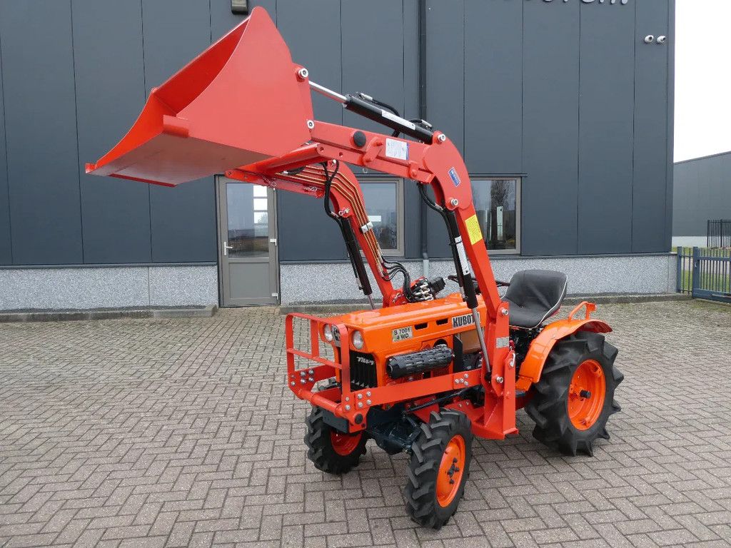 Kubota B7001 4wd / Voorlader