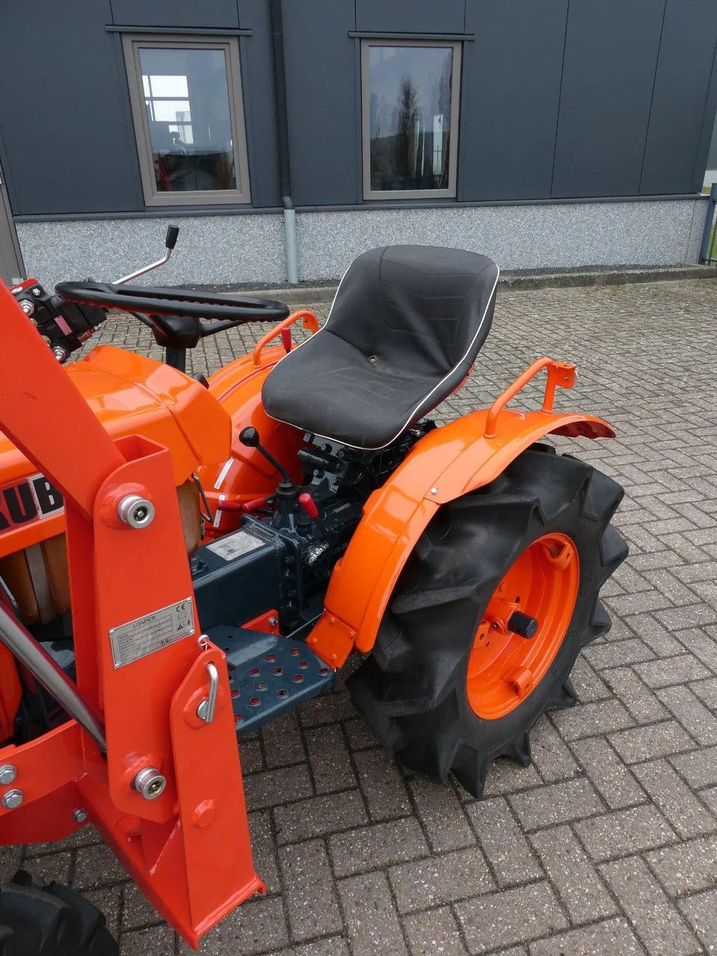 Kubota B7001 4wd / Voorlader