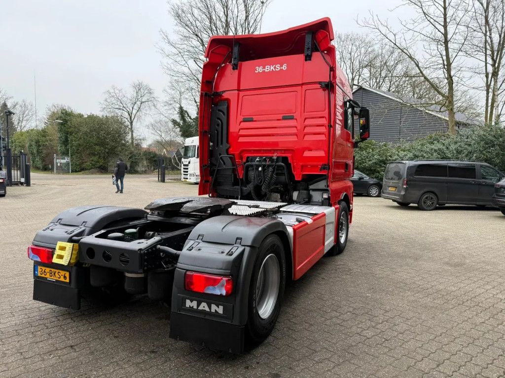 MAN TGX 18.420 XLX Side Skirts 2 Tanks 603.620KM!NL Truck Smarttacho 2