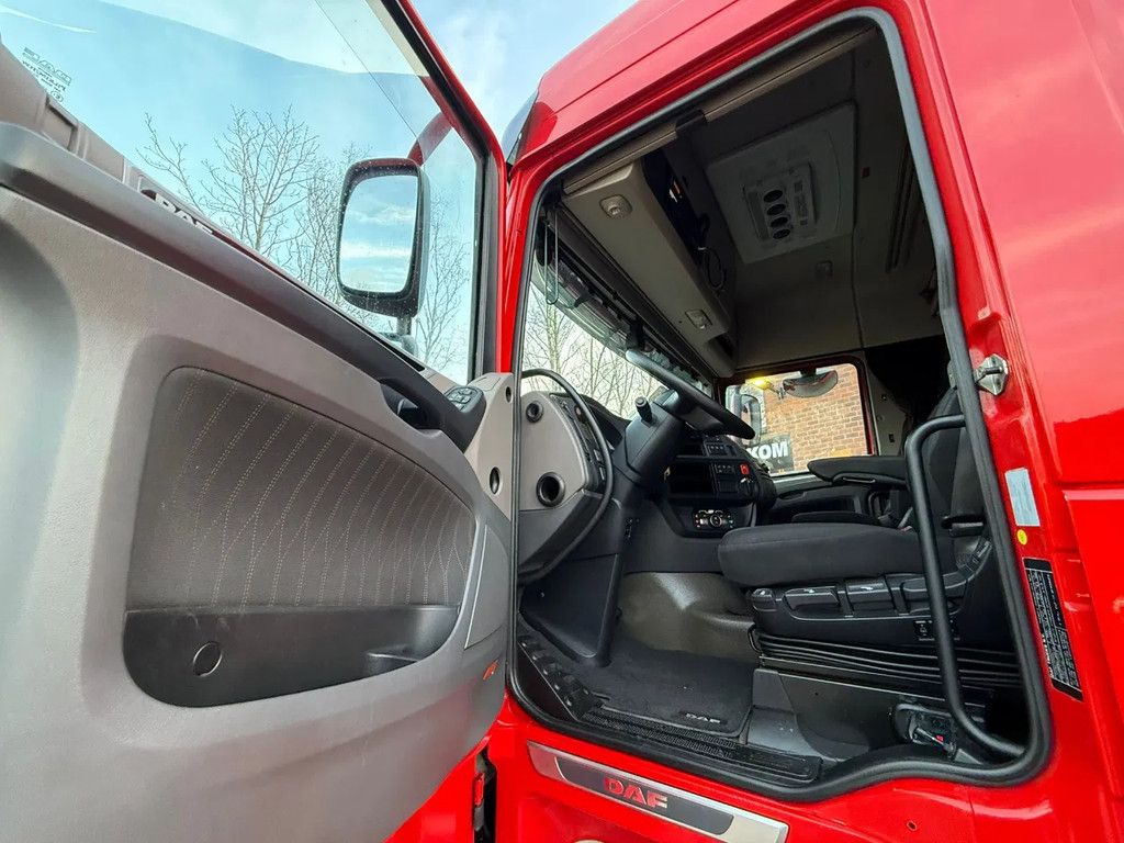 DAF XF 450 4X2 Space Cab Standairco Smarttacho 2 NL Truck