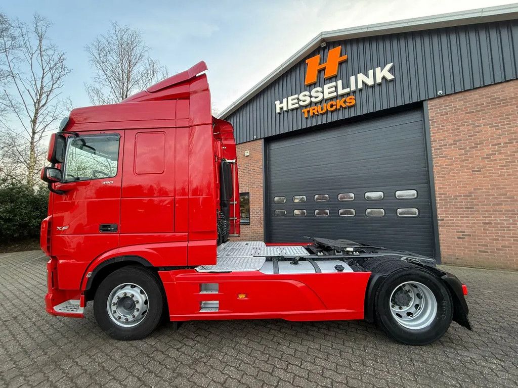 DAF XF 450 4X2 Space Cab Standairco Smarttacho 2 NL Truck
