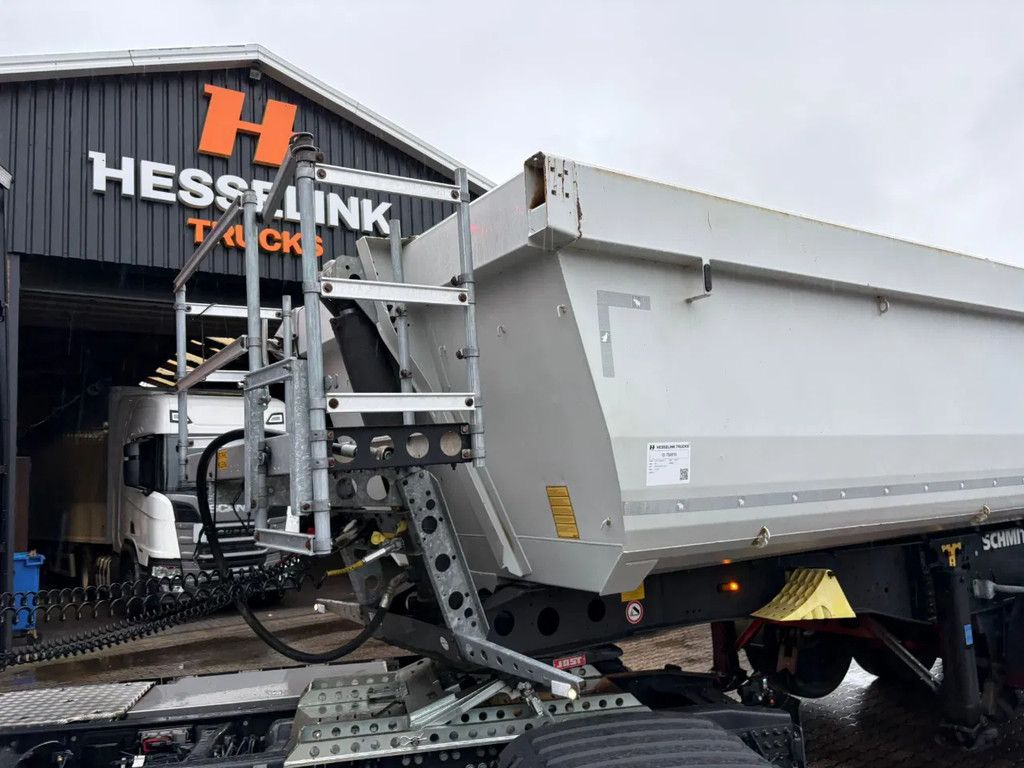 Schmitz Cargobull SGF*S3 24M3 Hardox staal kipper NL Trailer