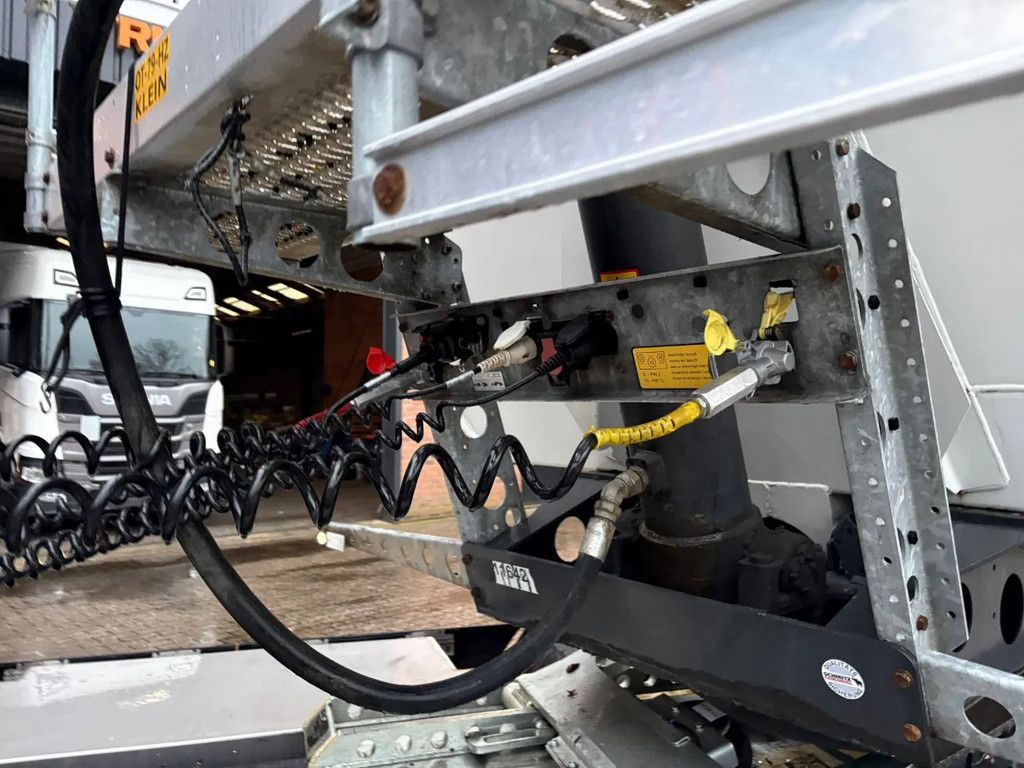 Schmitz Cargobull SGF*S3 24M3 Hardox staal kipper NL Trailer