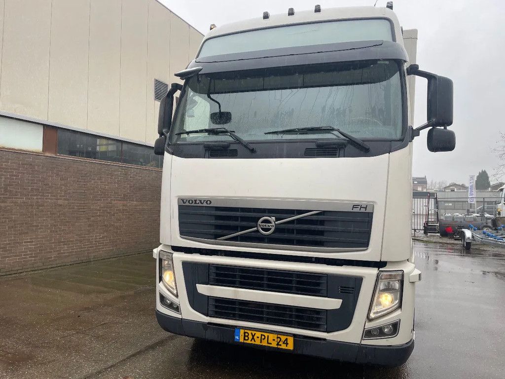 Volvo FH 12.420 Koffer 4x2 met laadklep Euro 5 !