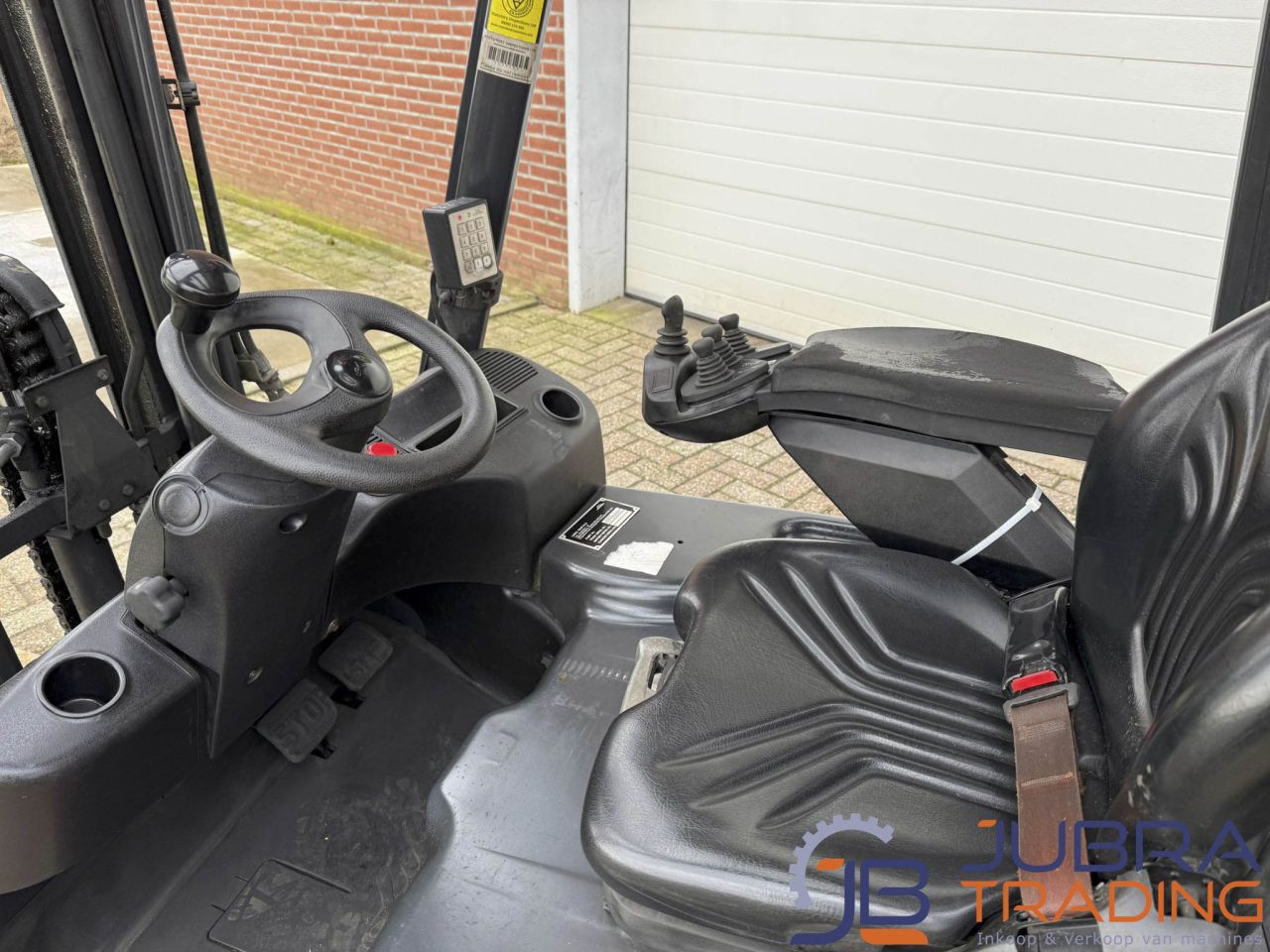 Linde E15-01 Electric Forklift | 2013 | 1500 kg | 462 cm