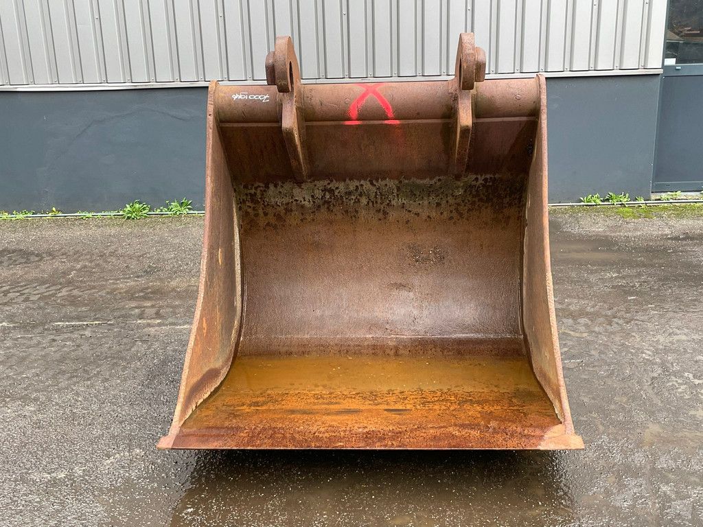 Caterpillar Digging bucket