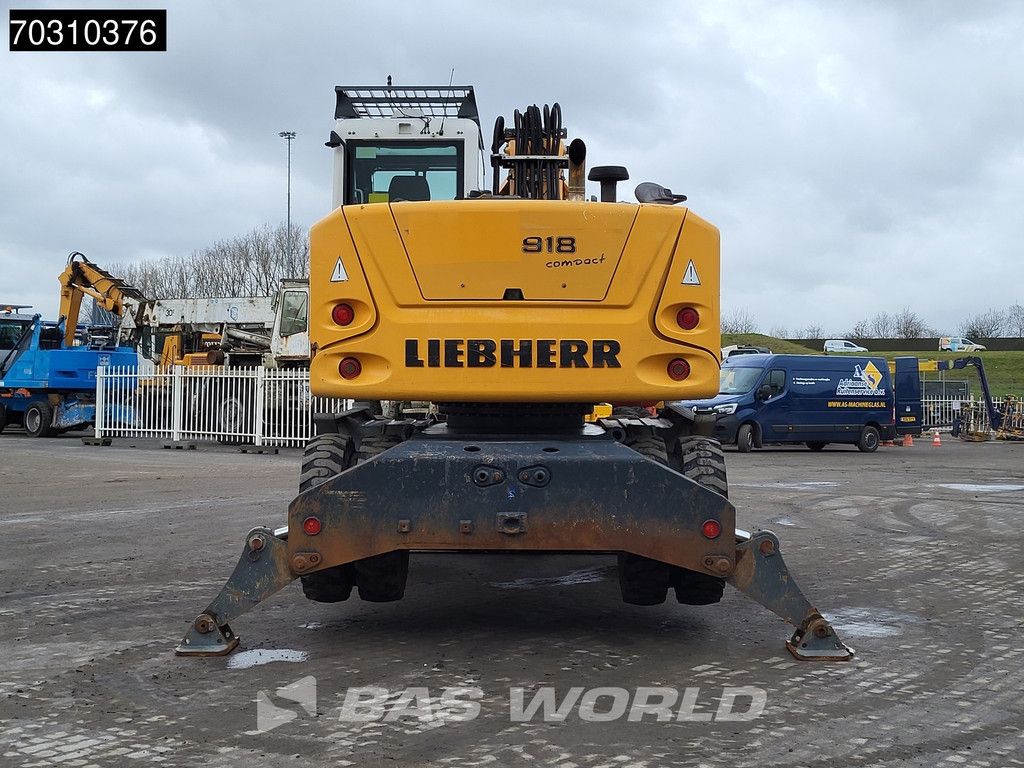 Liebherr A918 Compact