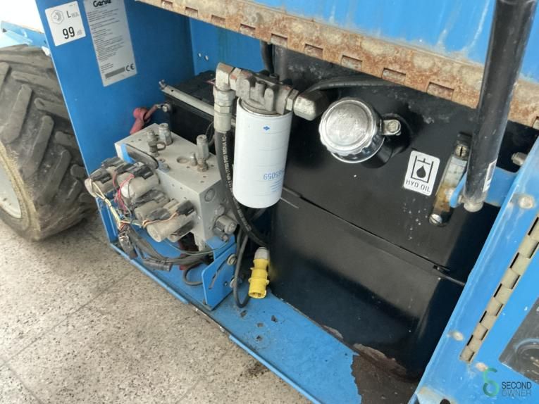 Scissor lift Genie GS-2668RT 2007