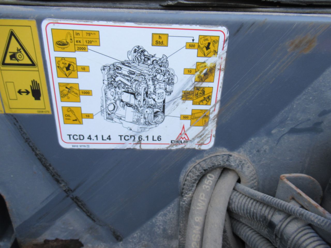 Hamm h13i wals met extra trilplaten achter