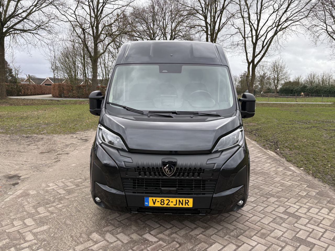 PEUGEOT BOXER 2.2 BlueHDi 140pk | L2H2 3.5t | Automaat |