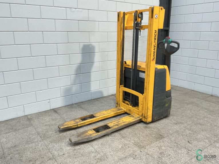 Stackers Electric Jungheinrich EJC 112 2013