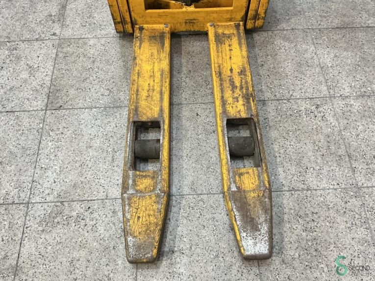 Stackers Electric Jungheinrich EJC 112 2013