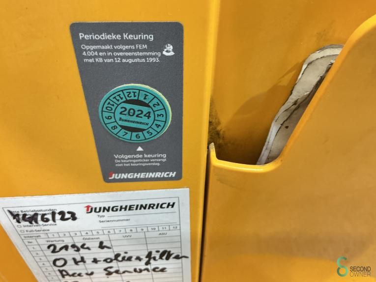 Stackers Electric Jungheinrich EJC 112 2013