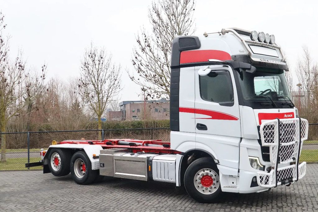 Mercedes-Benz Actros 2563 | 6X2 | MULTILIFT HOOK | RETARDER | EURO 6