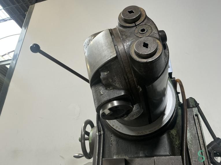 Milling machines Schaublin 53