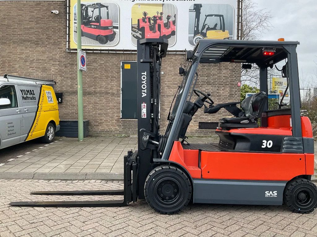 Toyota 7FBMF30 3000KG 4.70METER HEFTRUCK