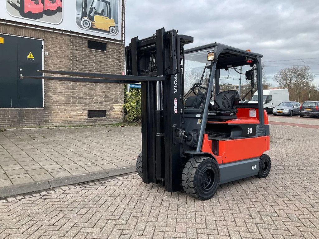 Toyota 7FBMF30 3000KG 4.70METER HEFTRUCK