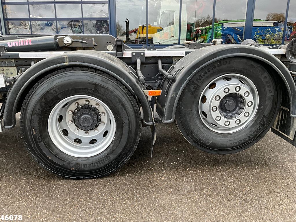 Iveco Stralis AD260SY Euro 6 MKG 15 Tonmeter laadkraan Just 72.311 km!