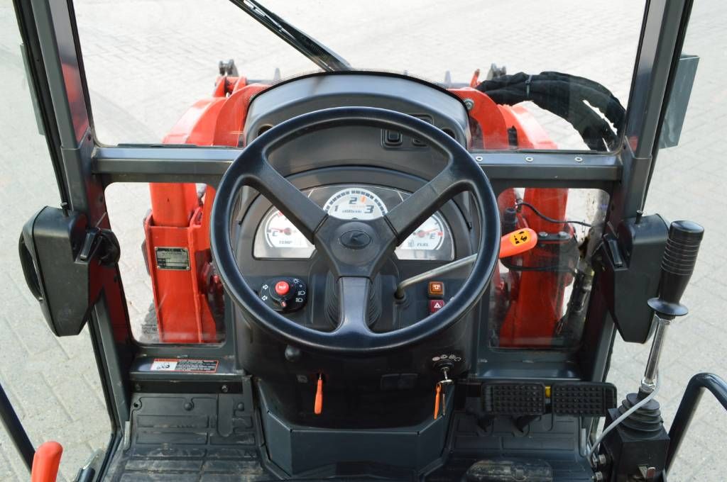 Kubota B2230 HST, Cabine, Compacttractor/Minitractor