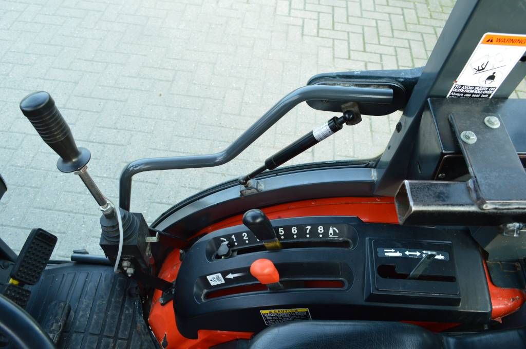 Kubota B2230 HST, Cabine, Compacttractor/Minitractor