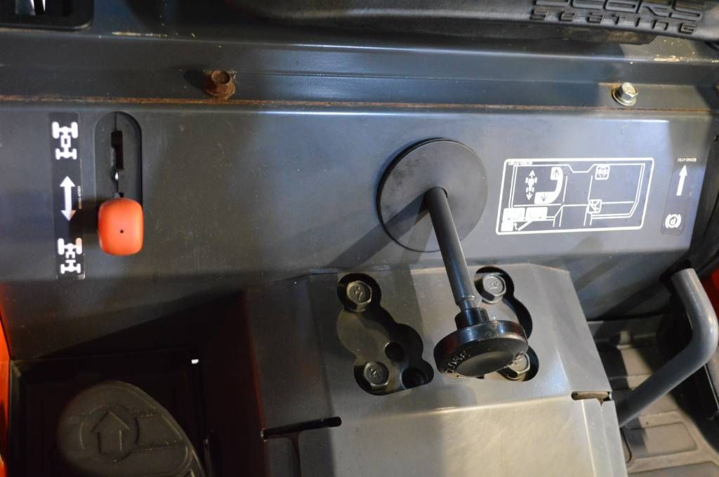 Kubota B2230 HST, Cabine, Compacttractor/Minitractor