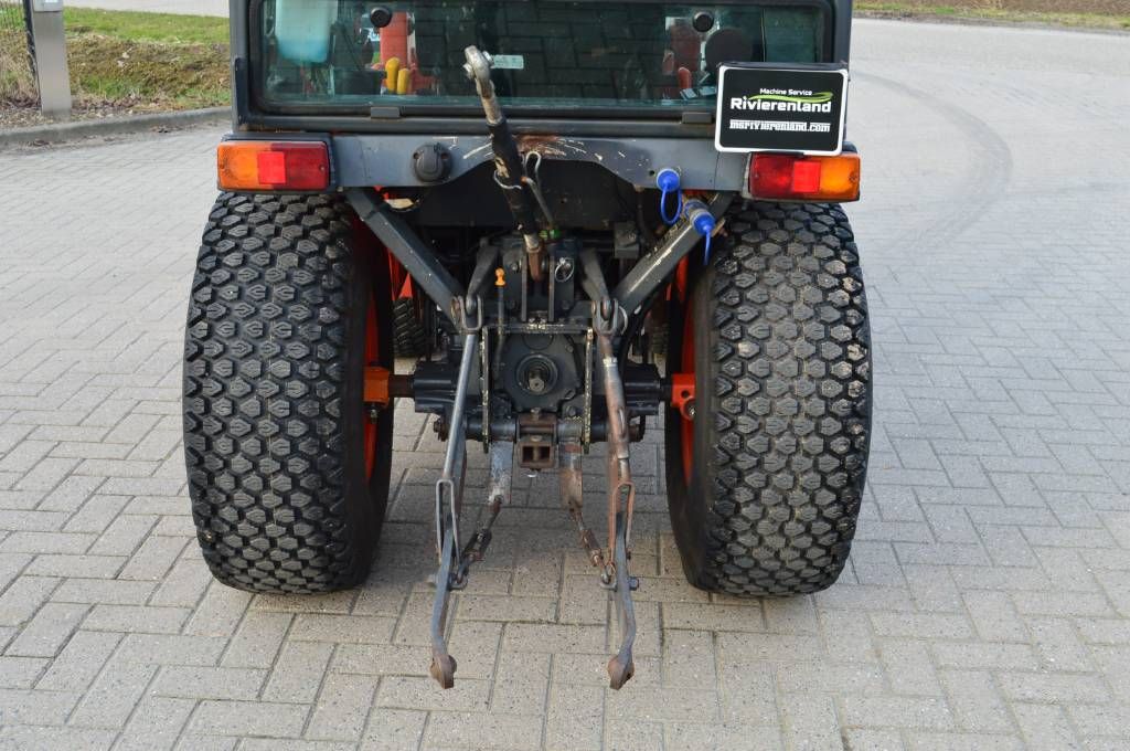 Kubota B2230 HST, Cabine, Compacttractor/Minitractor