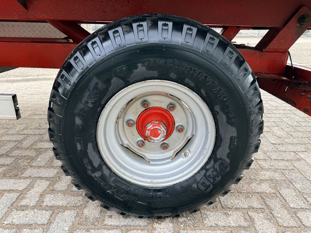 Peecon KW4000 Grondkipper