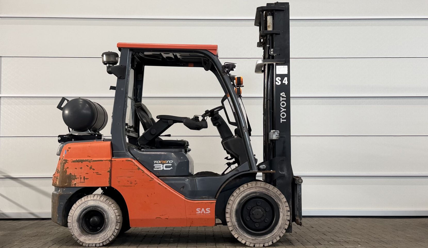 LPG heftruck Toyota 02-8FGF30, 2018!