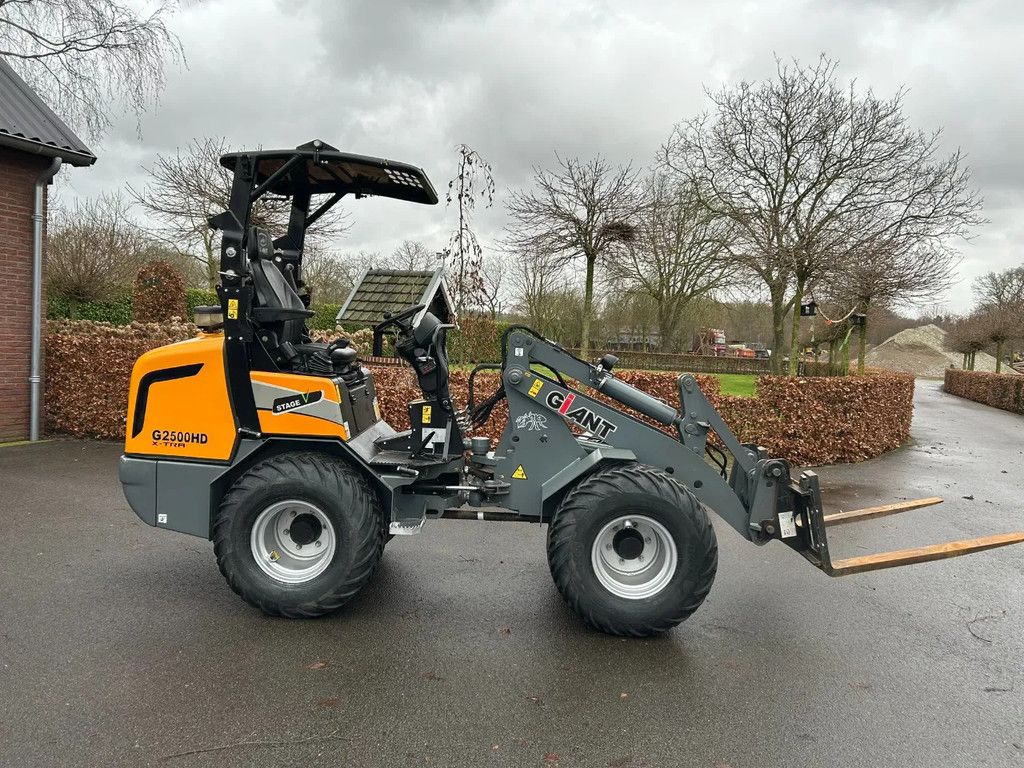 Giant G2500HD X-tra