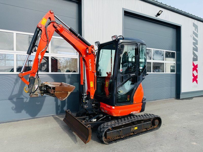 Kubota U20 1. HAND