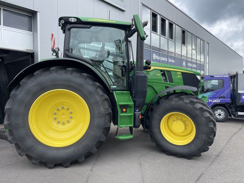 John Deere 6R 195