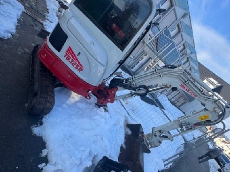 Takeuchi TB 325RA