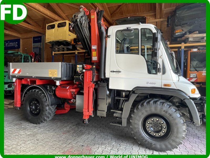 Mercedes-Benz Unimog U400 mit Kran und Seilwinde, Bergeeinrichtung, Zapfwelle,