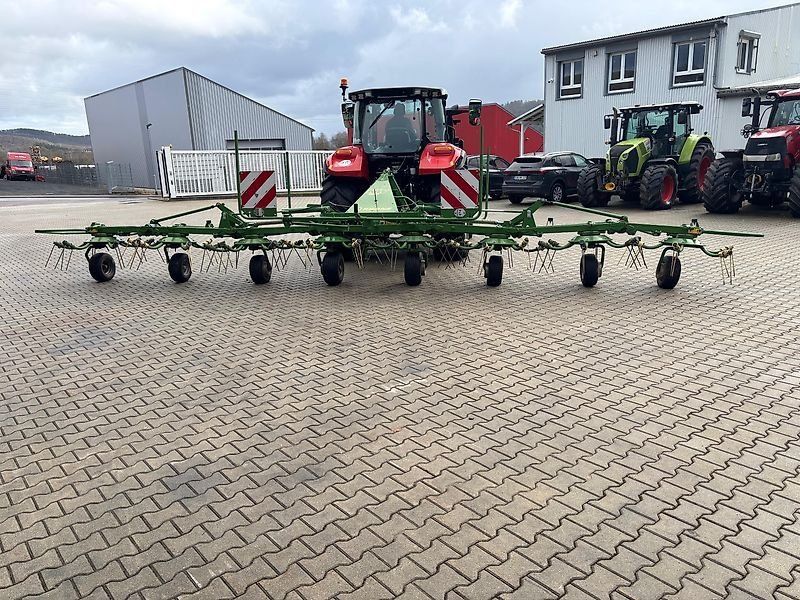 Krone Kreiselzettwender KW 8.82/8