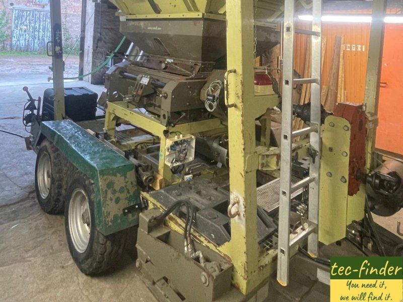 ROMILL M2 Getreide Quetsche